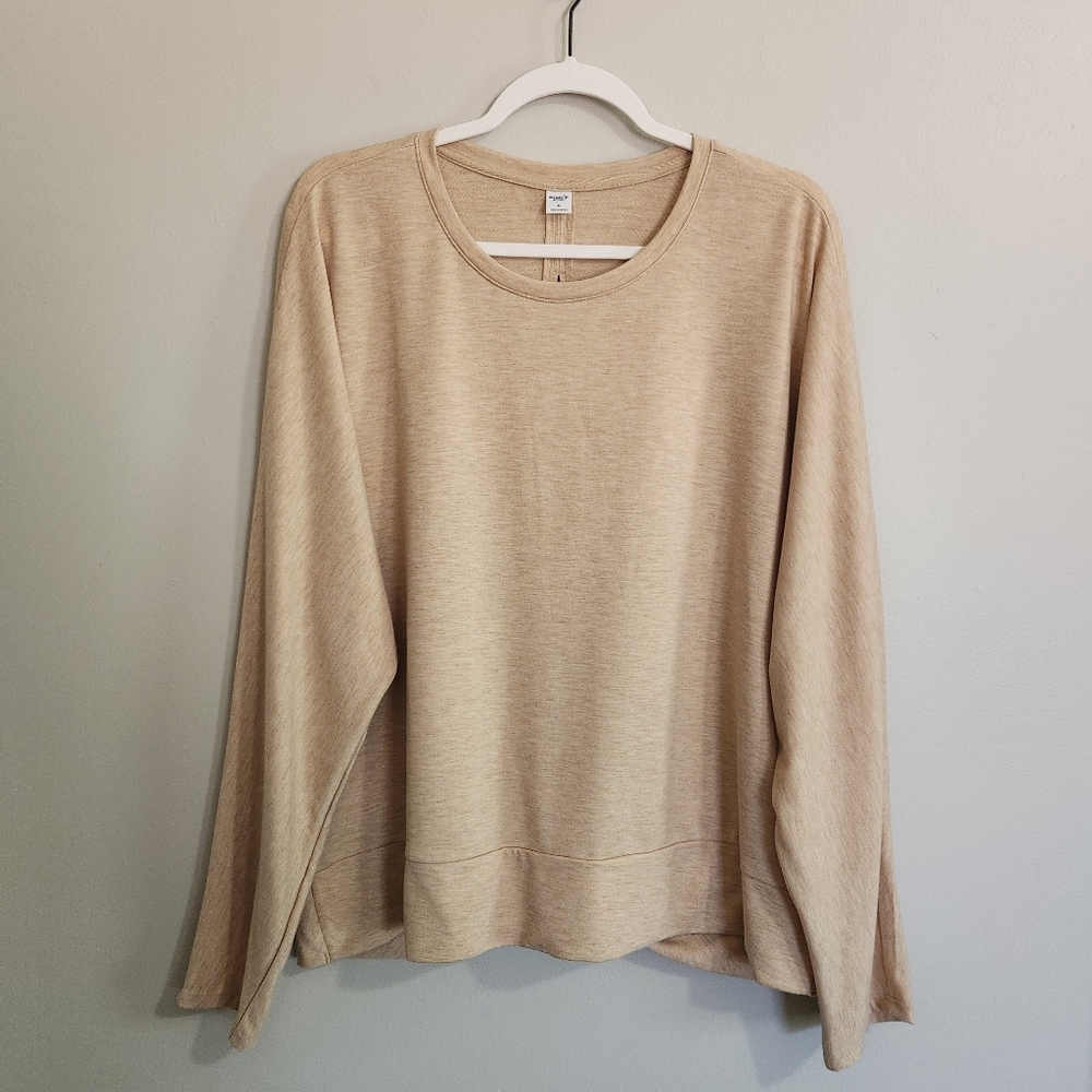 Old Navy Active Top Women’s Long Sleeve Dolman Twist Open Back Oatmeal Heather